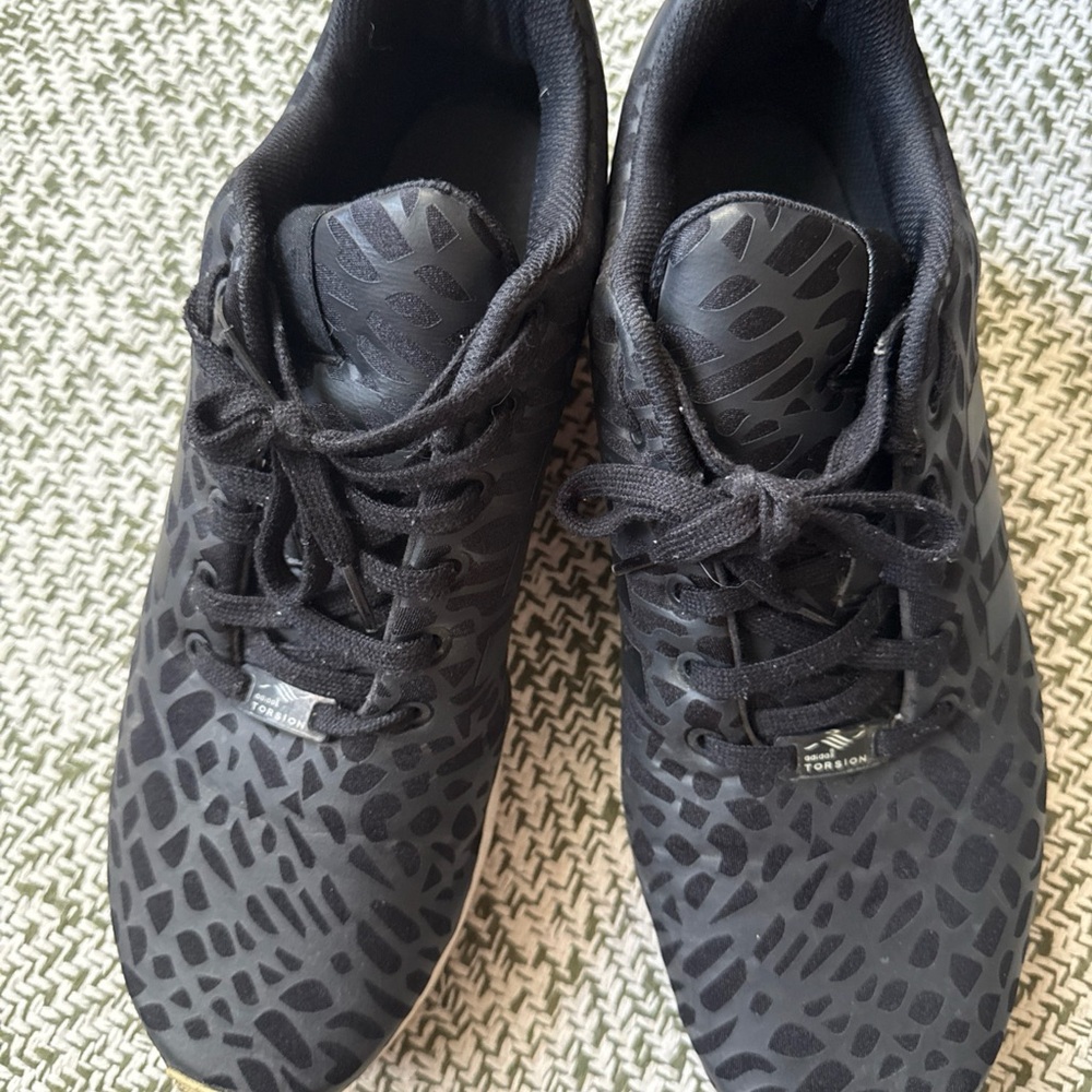Adidas Torsion Men’s Black Patterned Sneakers Sz 12